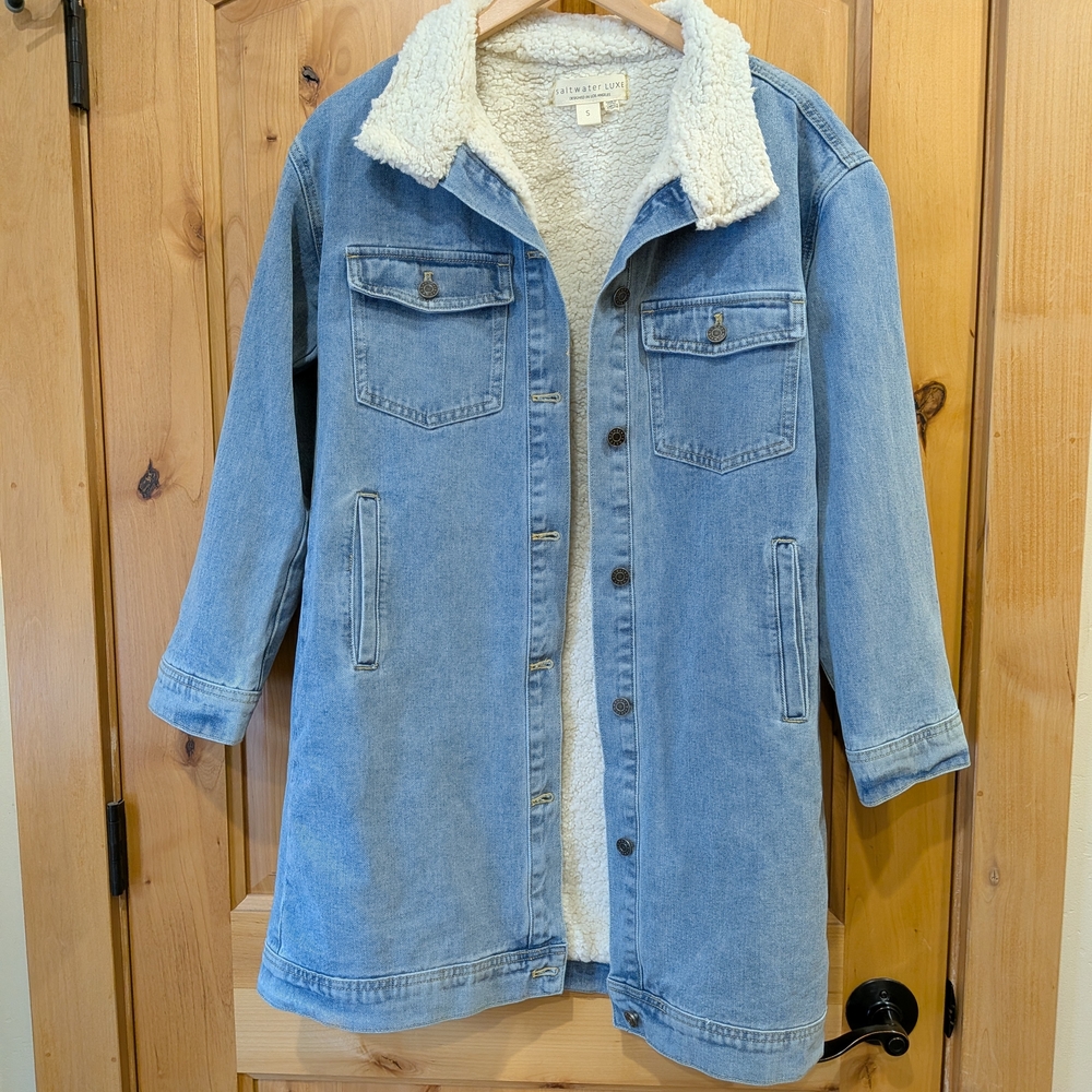 Saltwater LUXE Light Blue Jean Jacket with Sherpa Collar - Picture 3 of 4